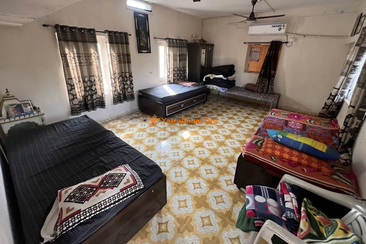 Reva Home Stay Kuber Bhandari Room