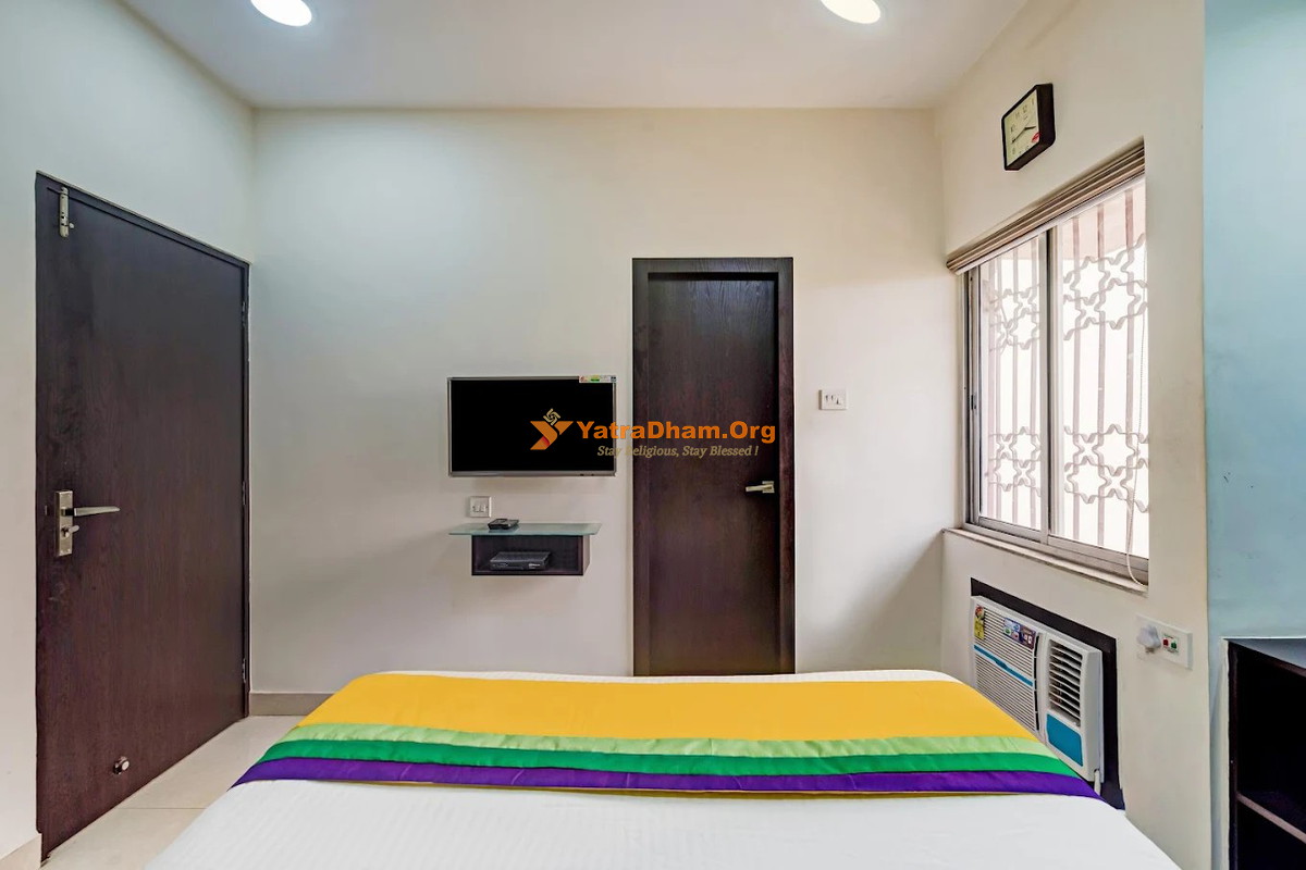 Neeranand Bhavan (Gujarati Hotel) Kolkata Room View
