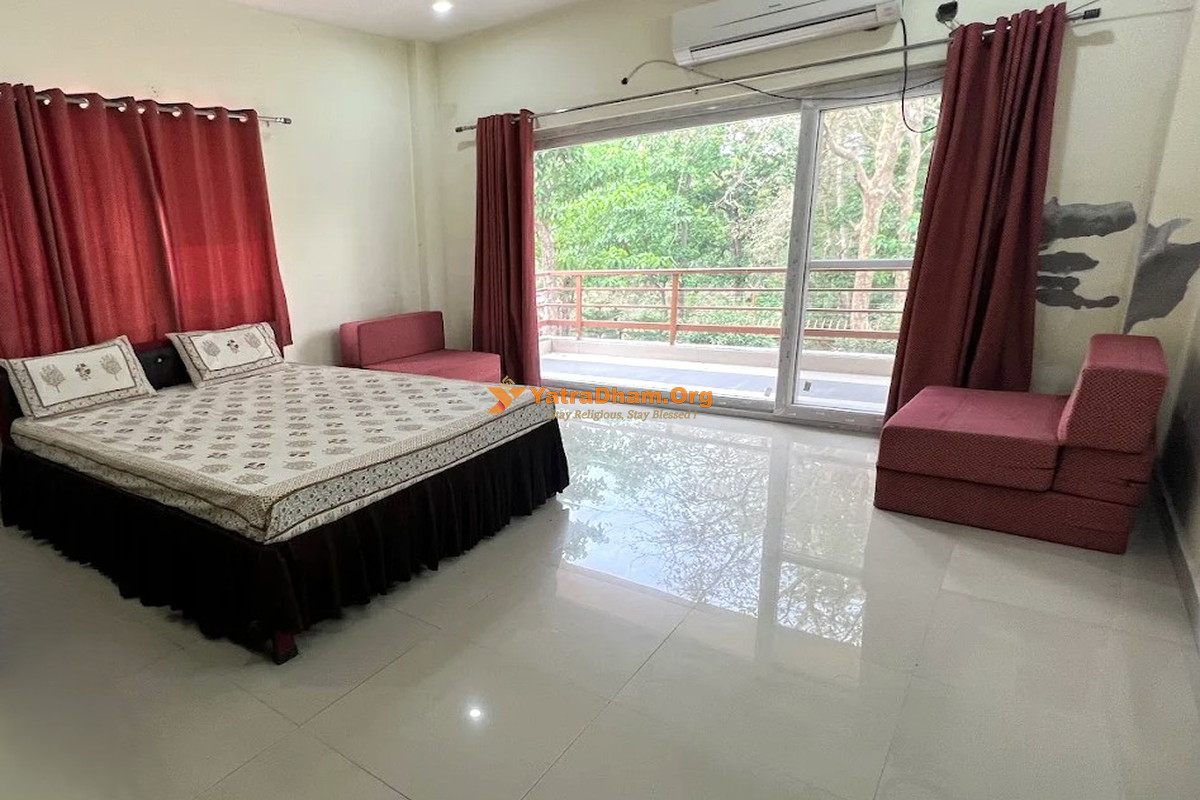 Jahnavi Ayurveda And Yoga Kendra Haridwar 2 Bed AC Room