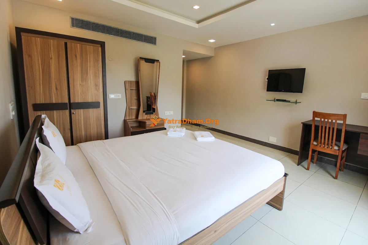 Hotel Golden Gateway Vellore 2 Bed Room