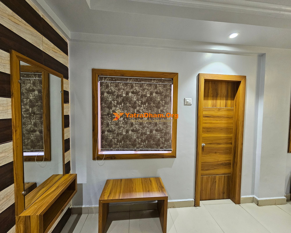 Hotel Sukhnath Somnath Room
