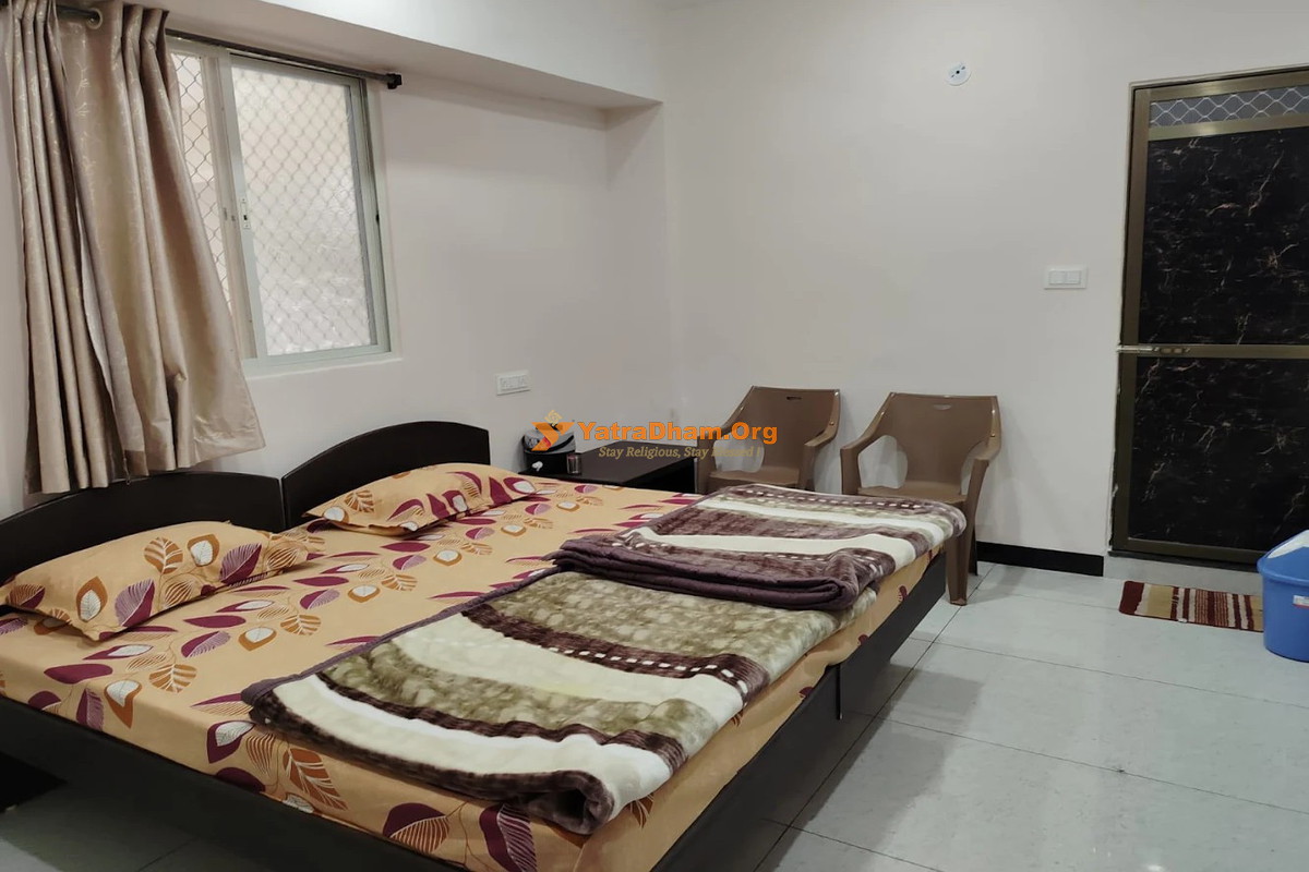 Shri Hatkeshwar Dham Mahakaleshwar Ujjain 2 Bed Room