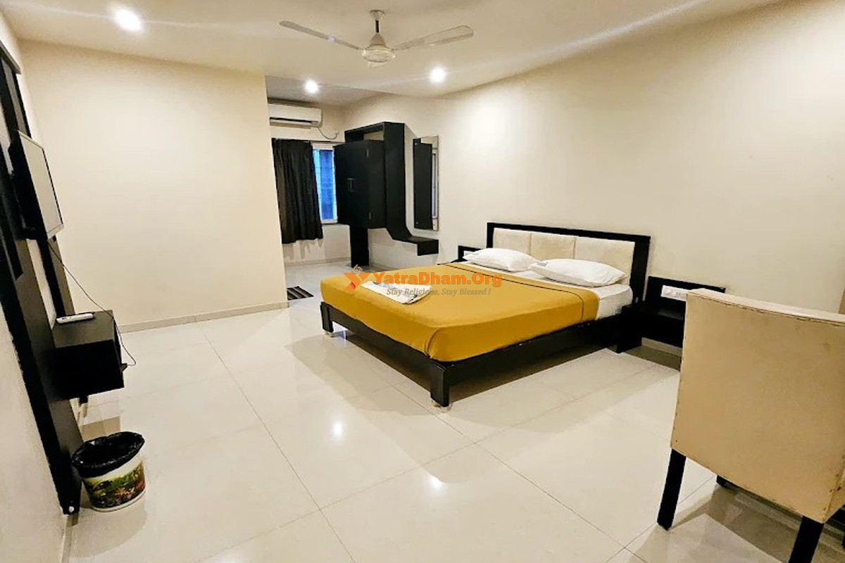 Hotel Swagath Hosapete Room
