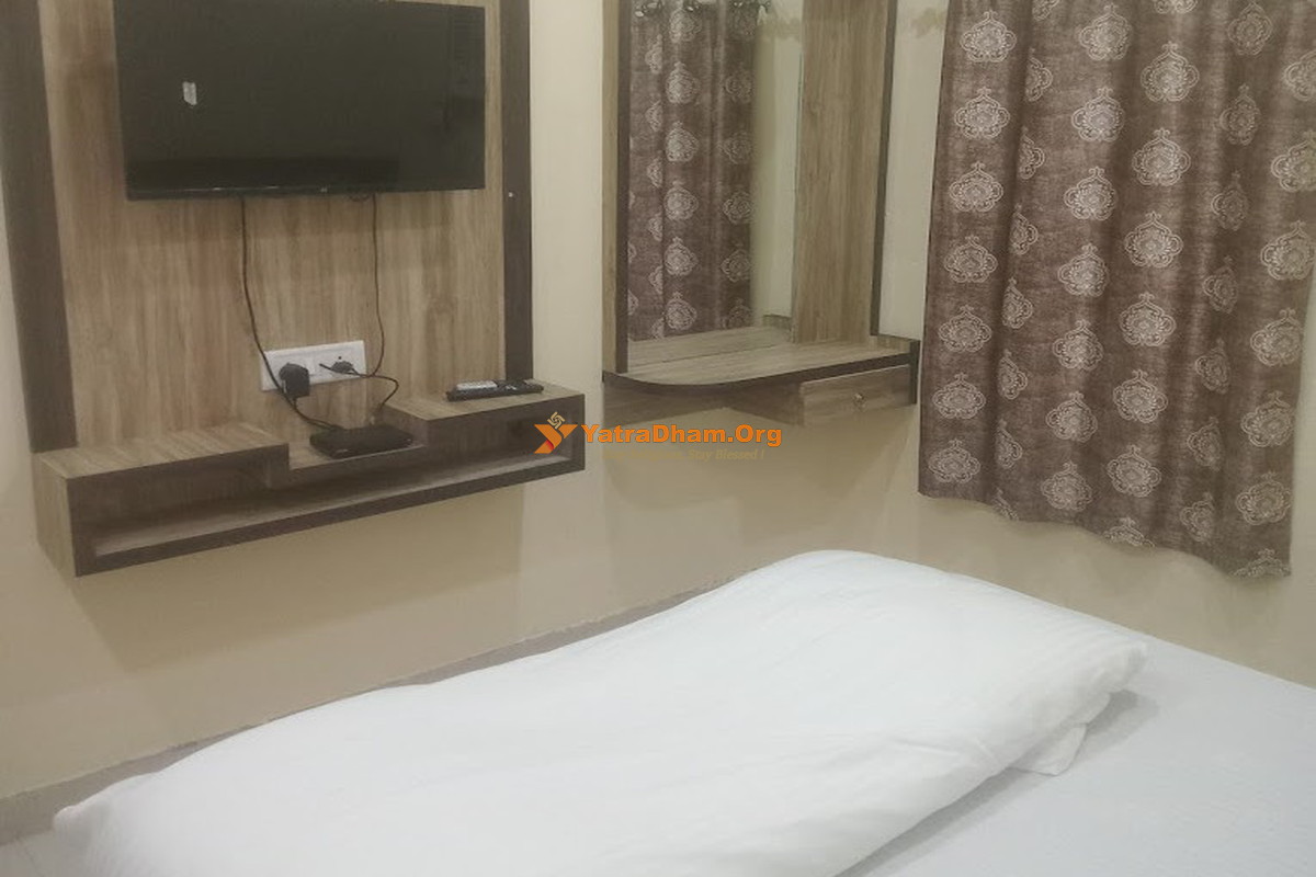 Hurkat Sewa Sadan (Bombay Dharmshala) Salasar 2 Bed Room View