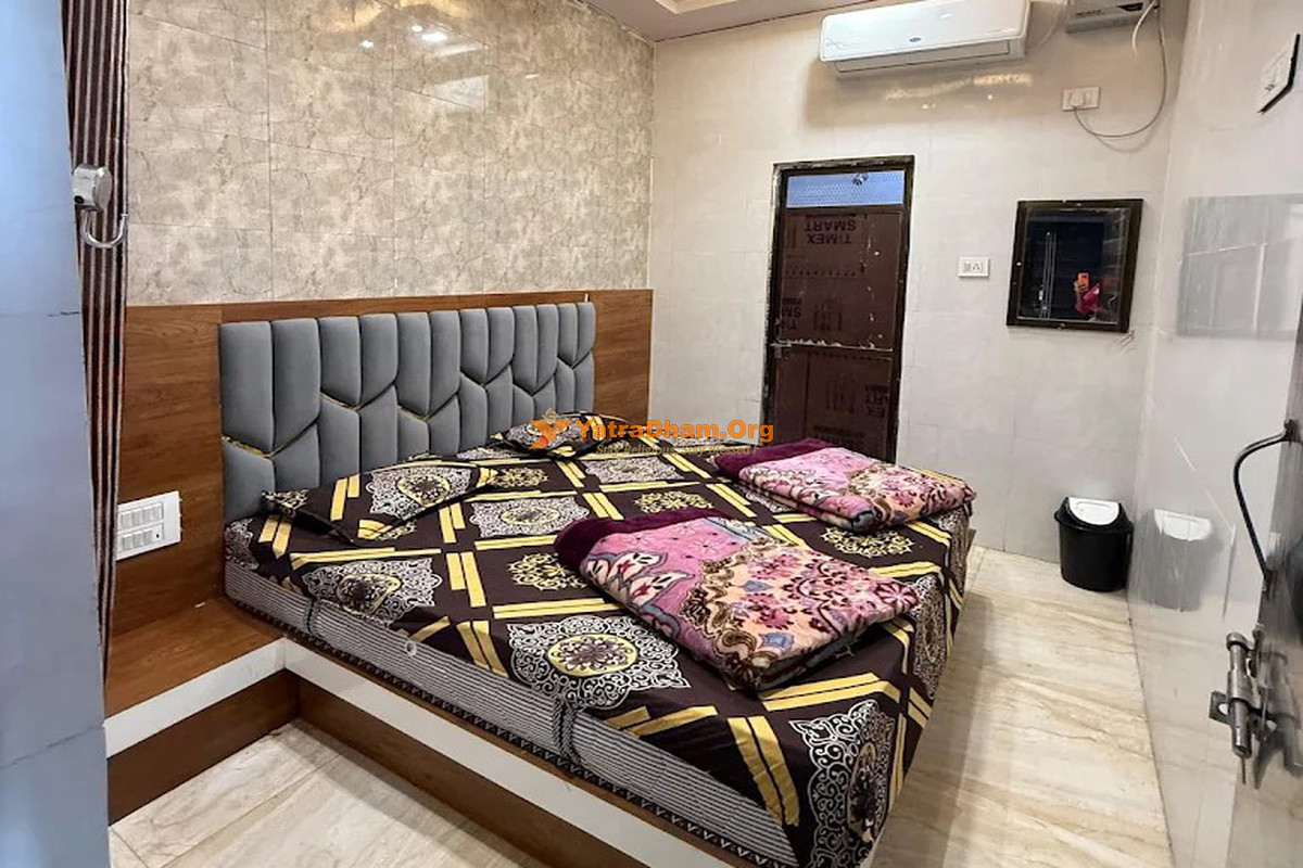 Hotel Shree Darshan Bhadsora 2 Bed Room View