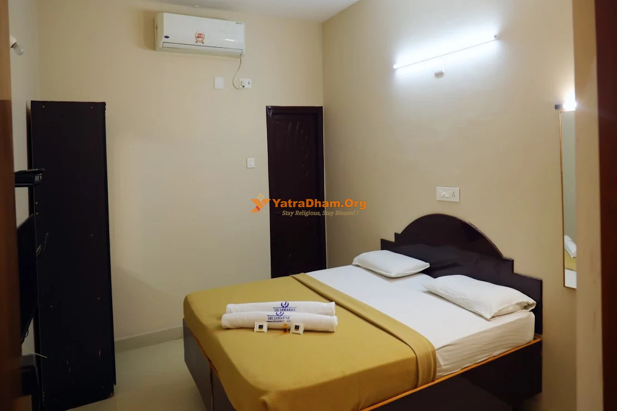 Sri Jawahar's Residency Palani 2 Bed Room