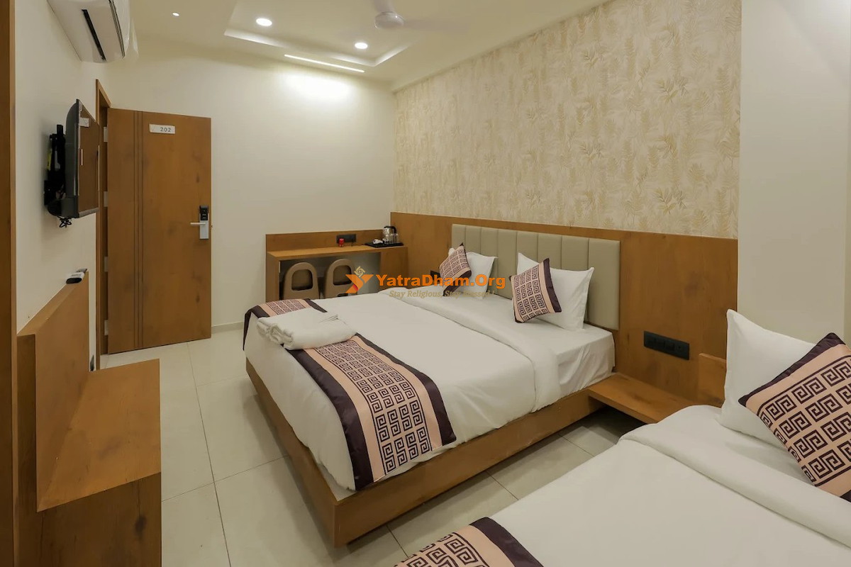 Hotel Shreeji Inn - Somnath 3 Bed Room View