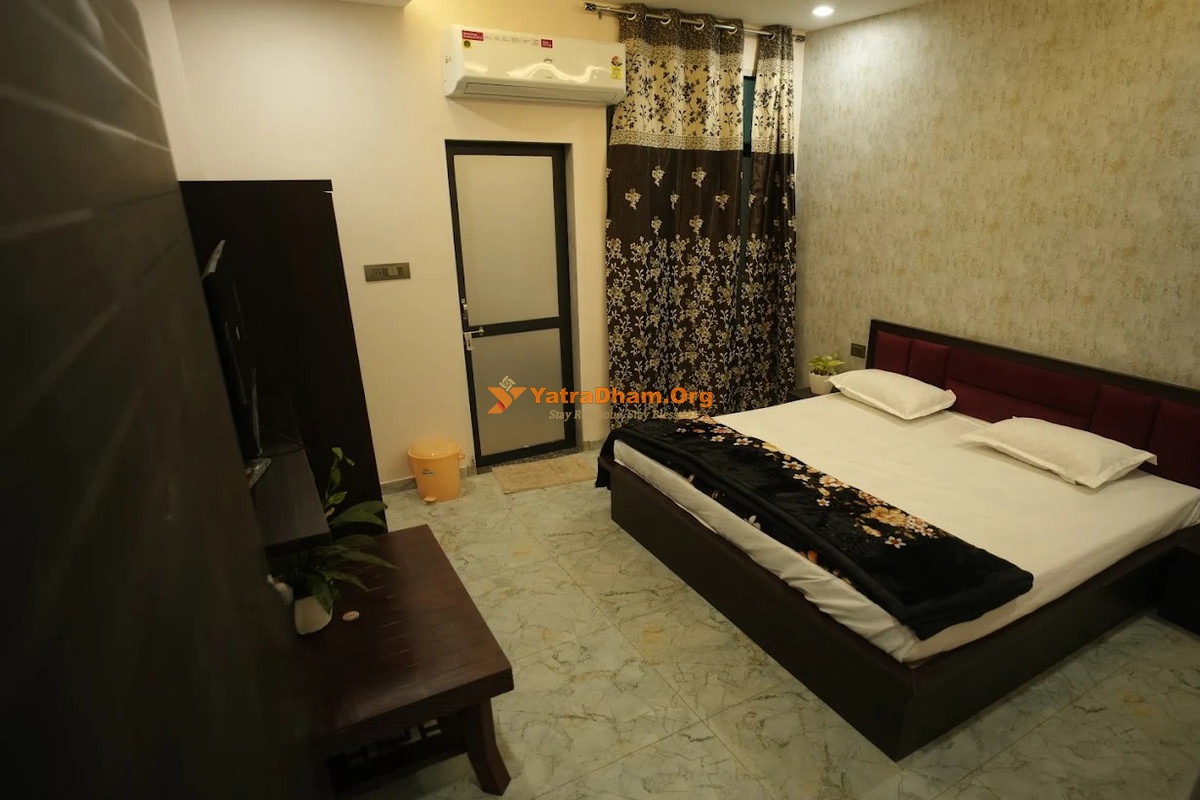Jiwaji Palace Khatu Room 