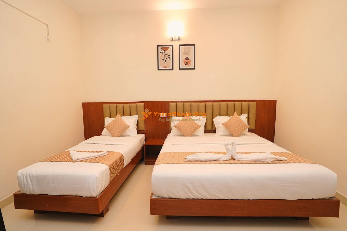 Hotel Yathra Atithya Dharmasthala 3 Bed Room