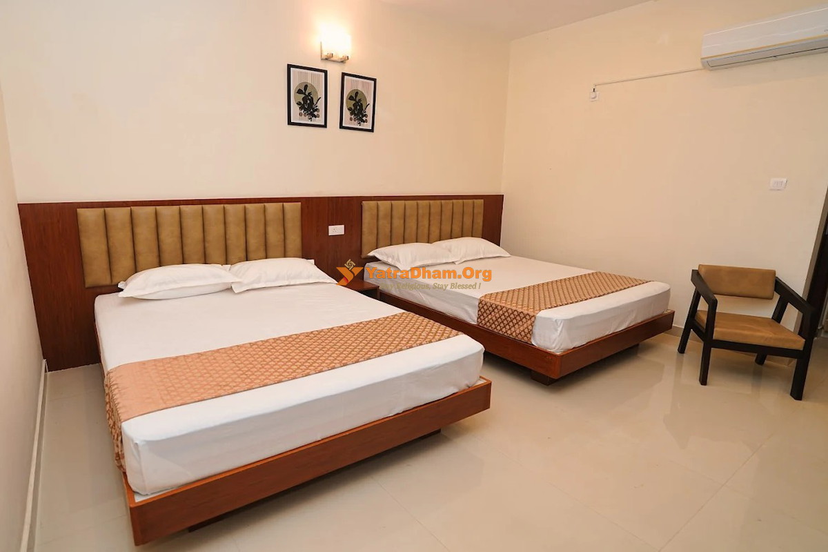 Hotel Yathra Atithya Dharmasthala 4 Bed Room