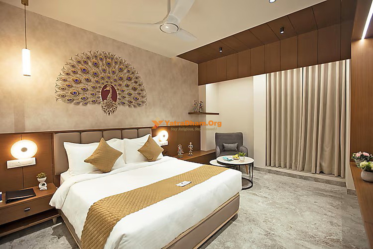 Grand Continent Dwarka Room