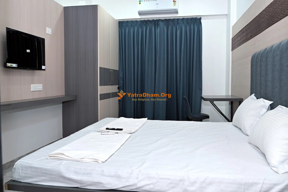 Hotel Rudransh Regency Ozar (Pune) 2 Bed Room