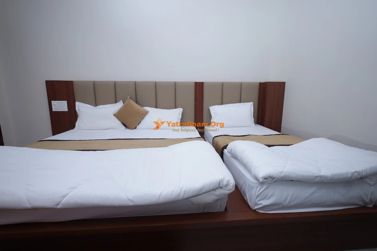 The Gripa Hotels Chitrakoot 3 Bed Room