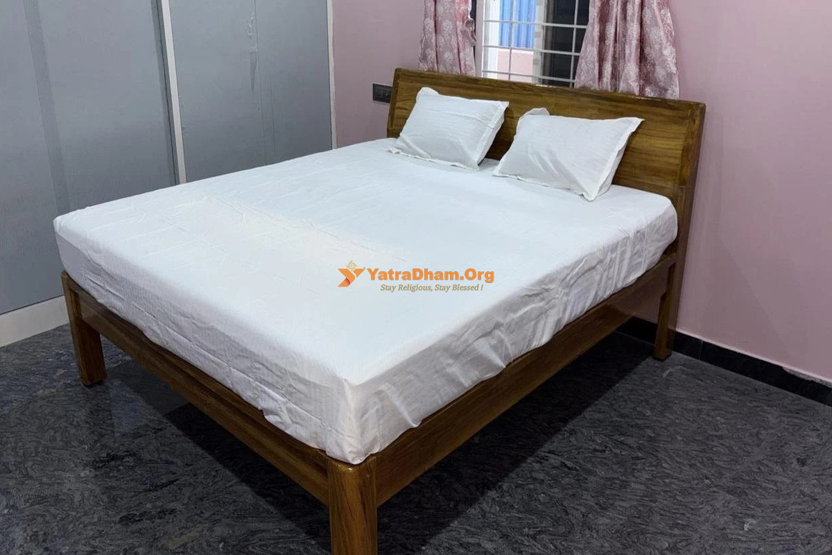 Sri Narasimha Royal Stay Simhachalam 2 Bed Room