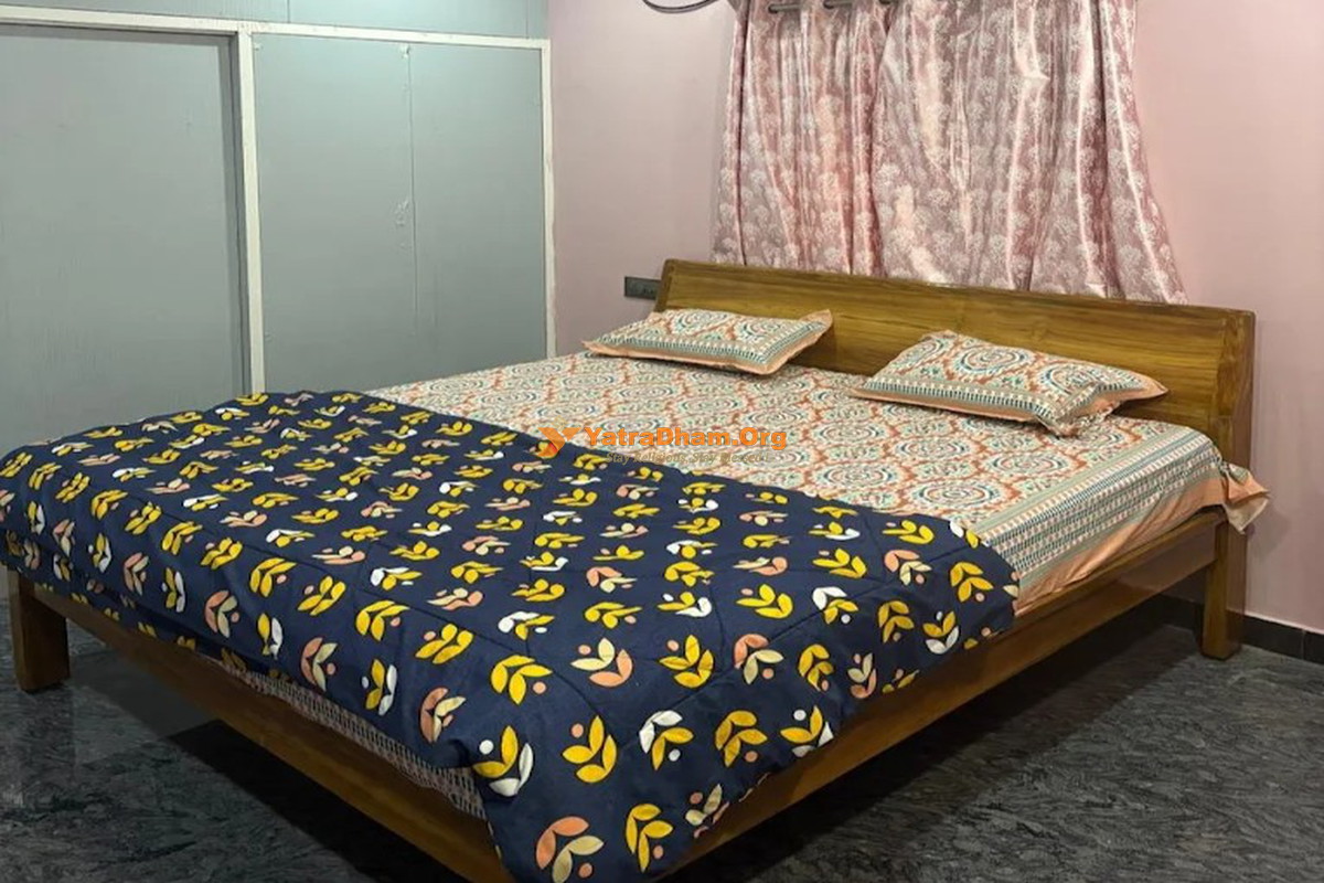 Sri Narasimha Royal Stay Simhachalam 2 Bed Room