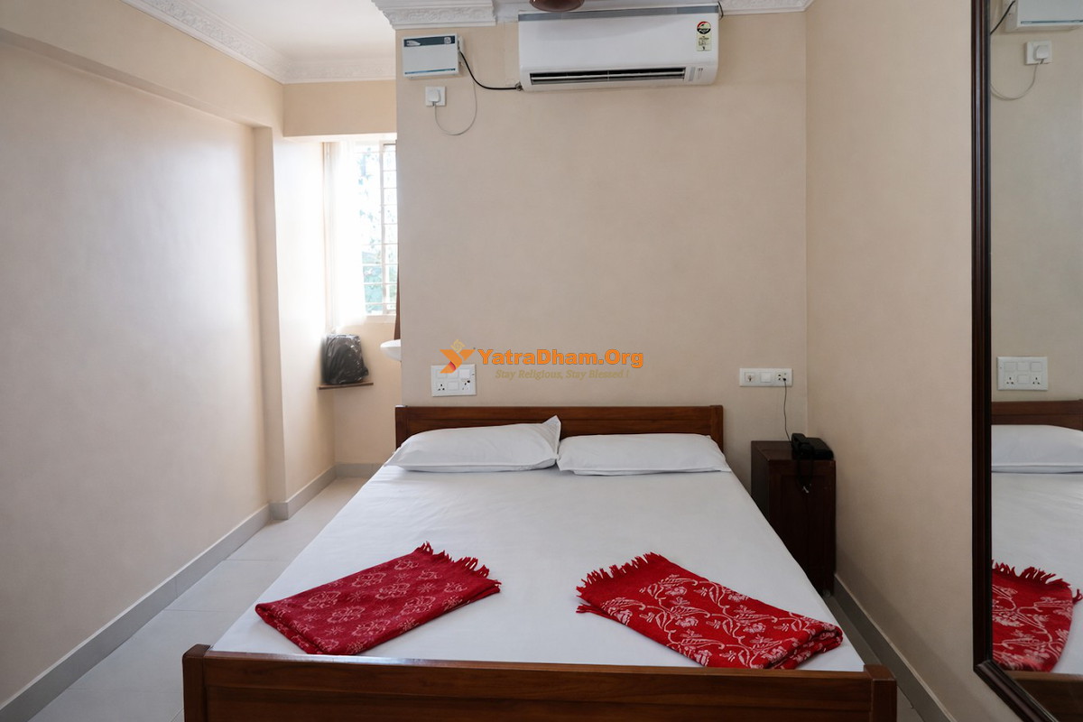 Vishaka Residency Lodge - Tiruchendur 2 Bed Room View