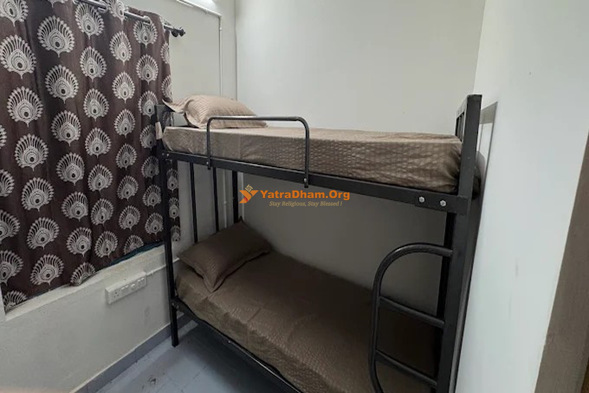 Udupi Shri Krishna Dormitory - Udupi 4 Bunk Bed Room View