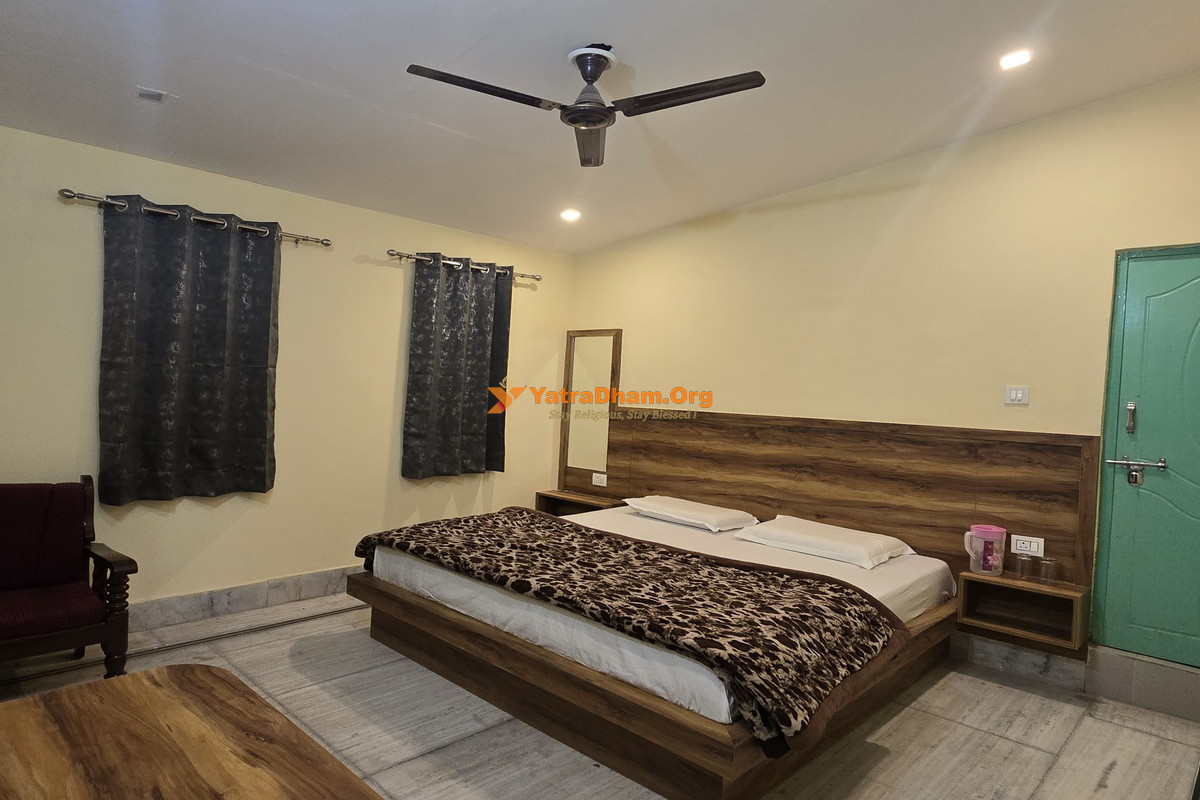 Hotel JPG Palace Sitapur Kedarnath 2 Bed Room View