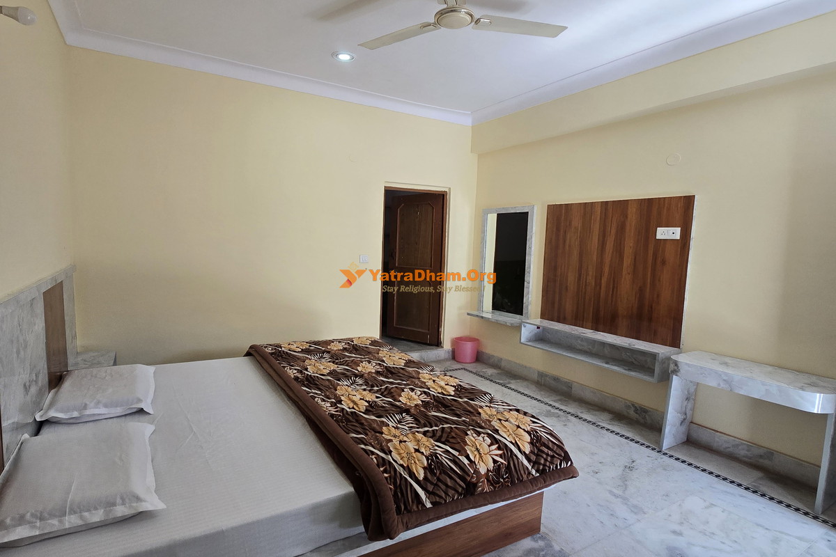 Hotel JPG Palace Sitapur Kedarnath 2 Bed Room View