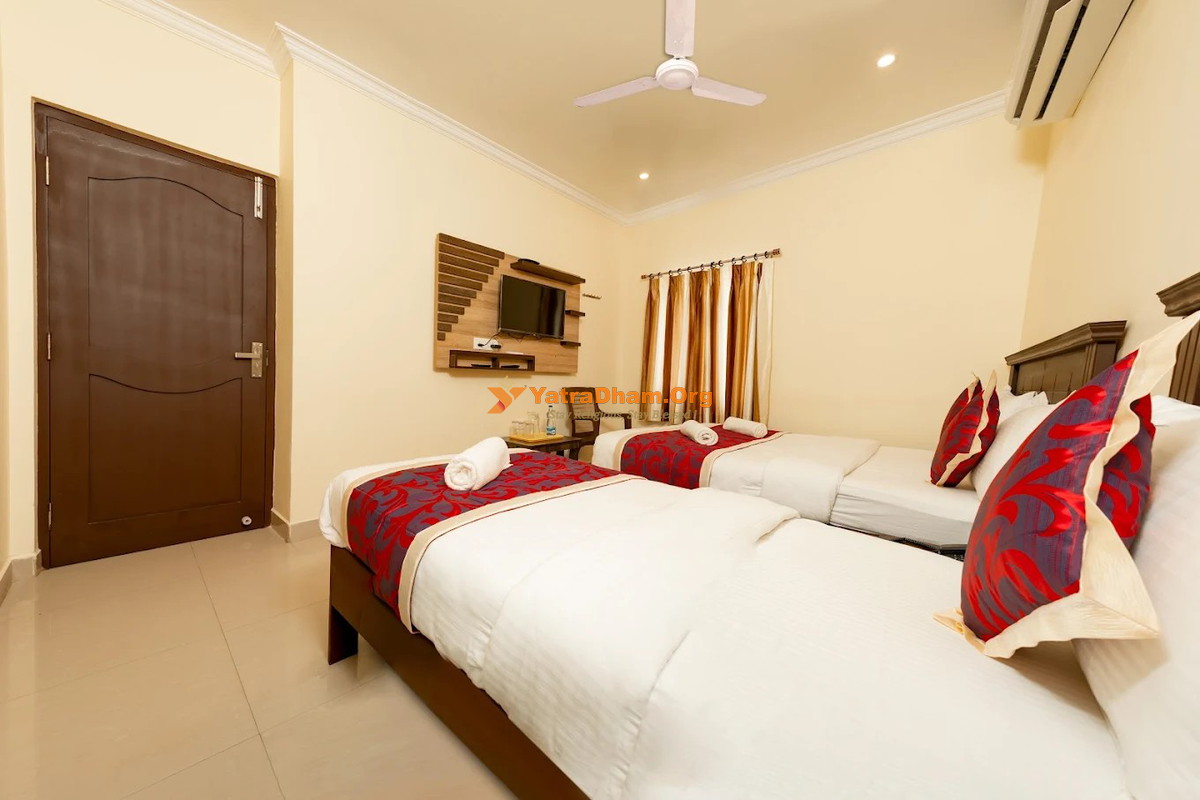 Hotel Strawberry Grand Rameshwaram Room