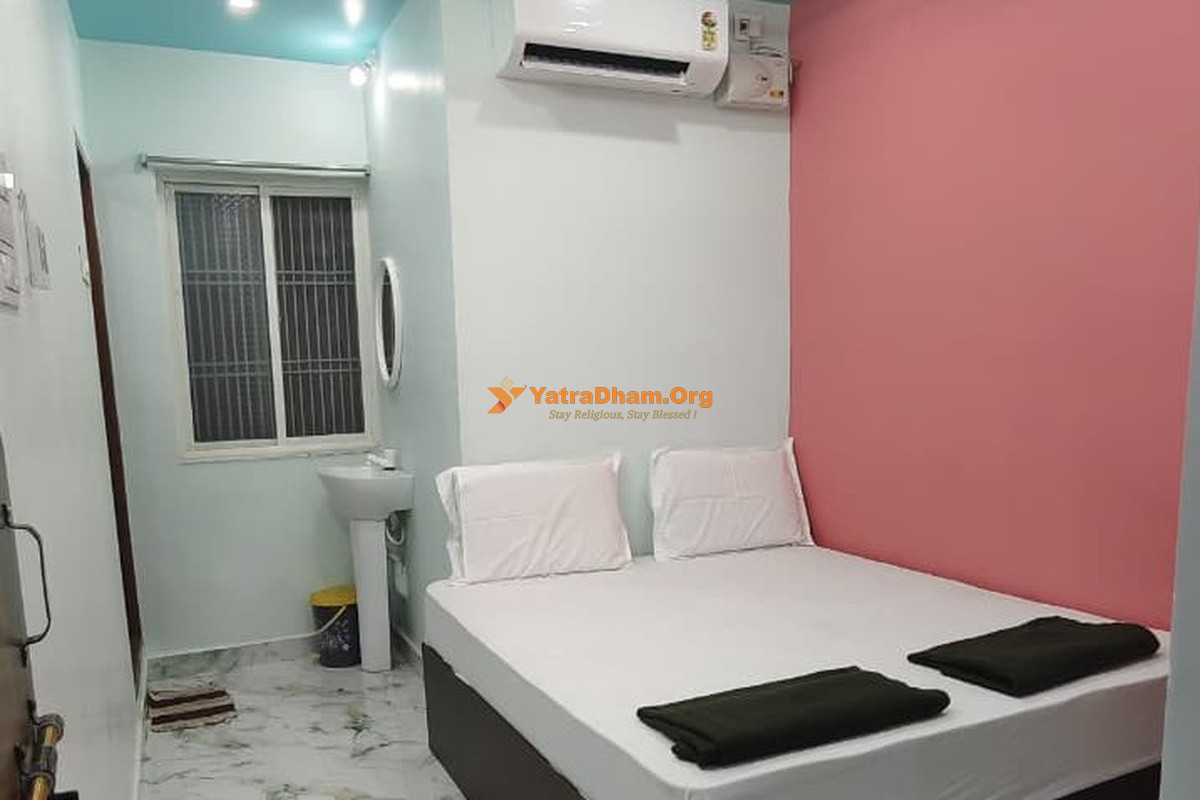 Ahobilam Bujji Guest House - Ahobilam 2 Bed Room View