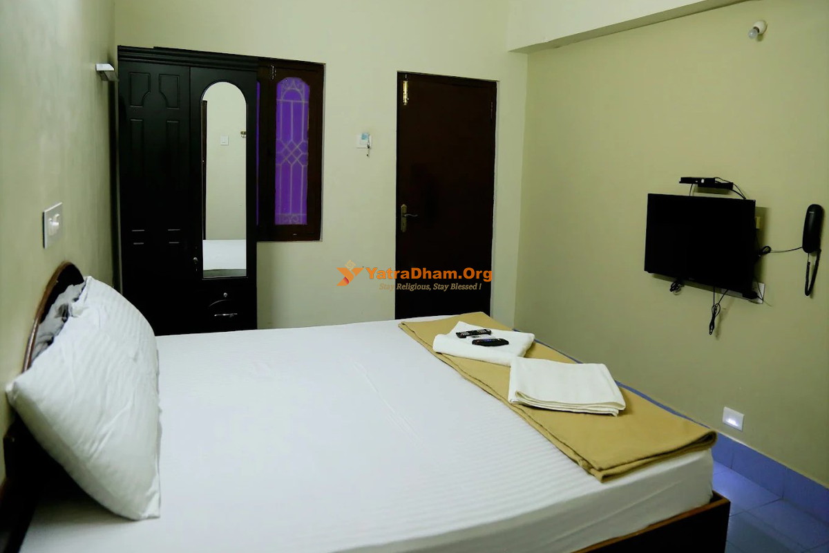 Sri Jawahar's Residency Palani 2 Bed Room