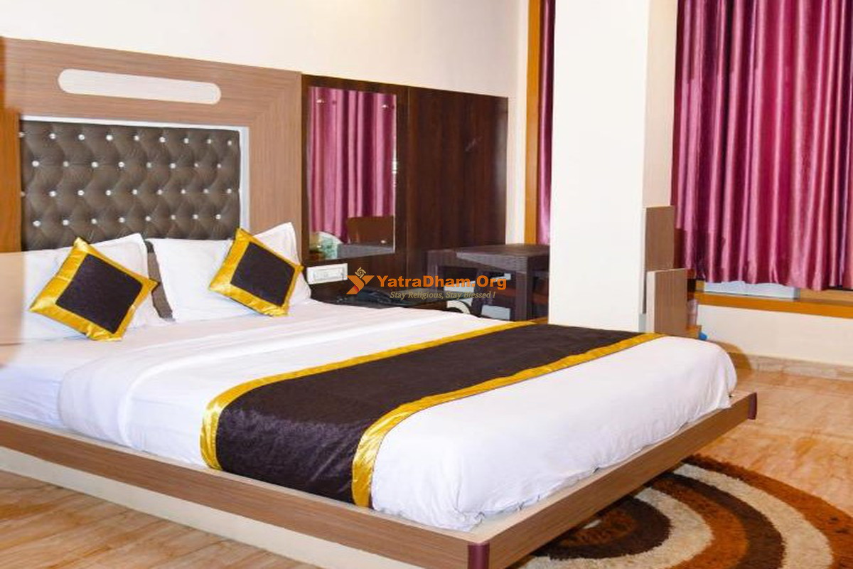 Deoghar Hotel Comfort And Terrace Lounge 2 Bed Room View