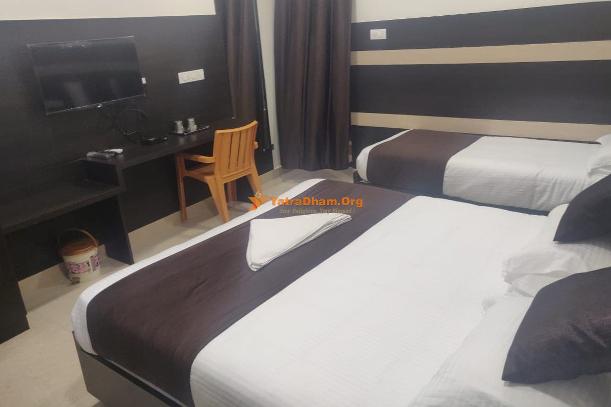 MBJ Inn Temple View - Kanchipuram 3 Bed Room View