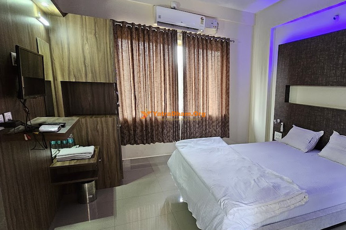 Sringeri Shubhodaya Lodge 2 Bed Deluxe AC Room View