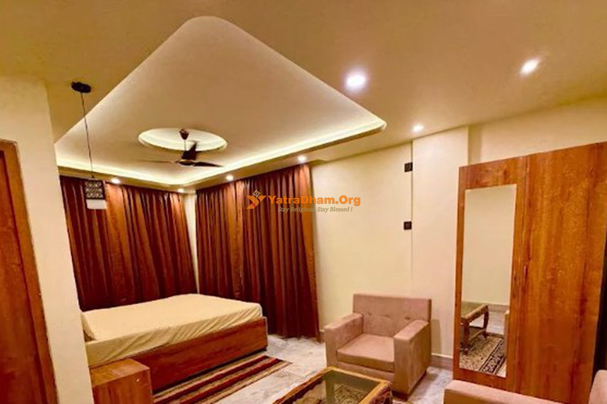 Shri Baman Goswami Gudiya Math Kolkata 2 Bed Room View