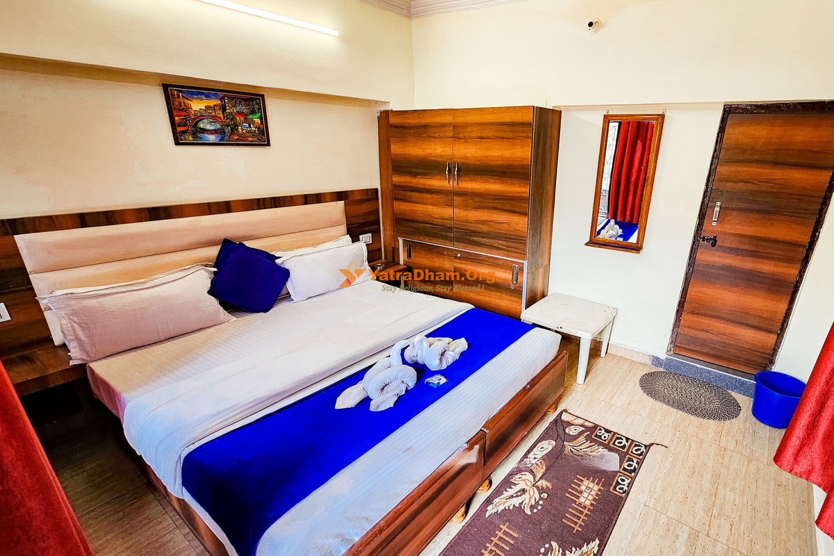 Hotel Heaven Chamoli 2 Bed Room