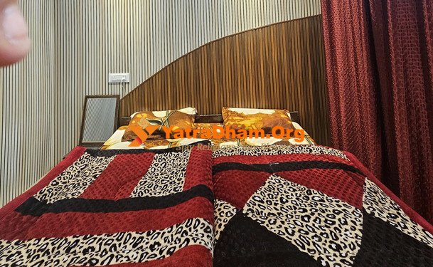 Shri Hari Om Tatsat Home Stay Chandrapuri 3 Bed non-AC Room