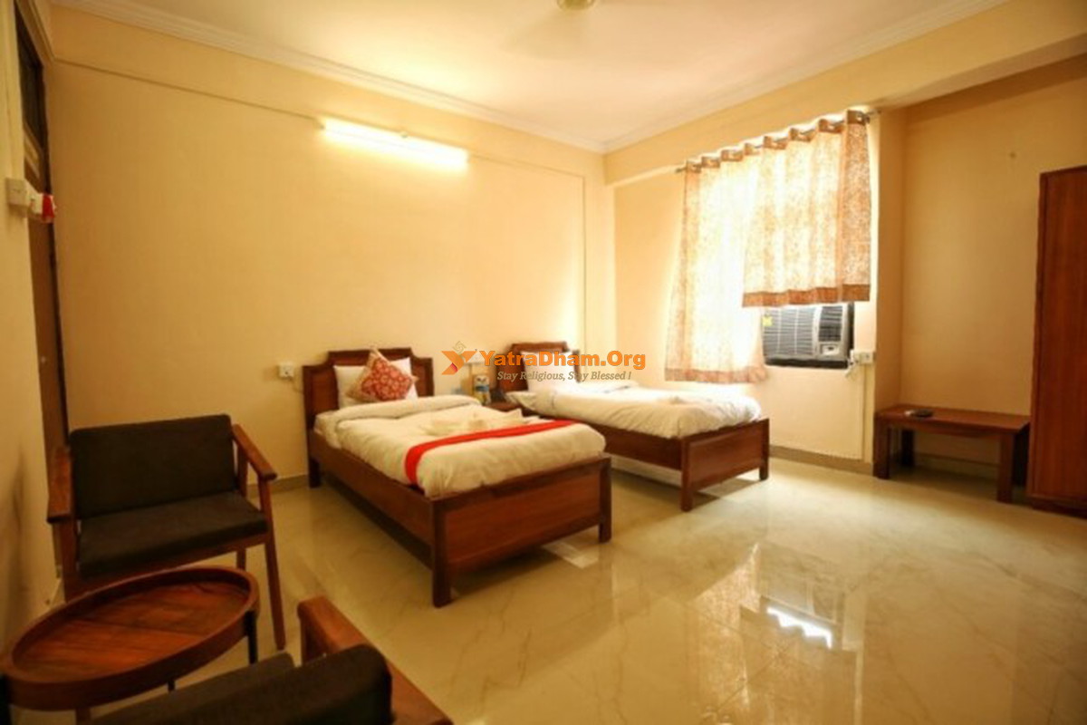 Dwarka Kunj Vrindavan Room