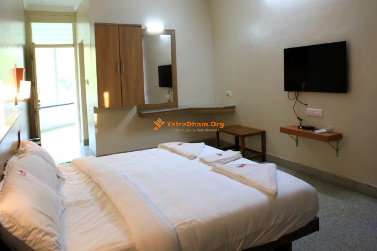 Hotel Tamil Nadu Tirunelveli 2 Bed Standard AC Room View