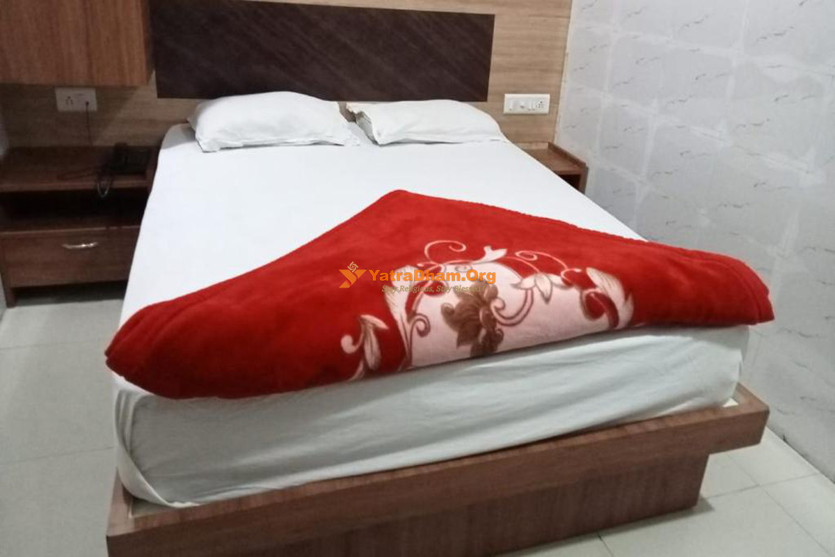 Hotel Shree Krishna Ahmedabad 2 Bed Room