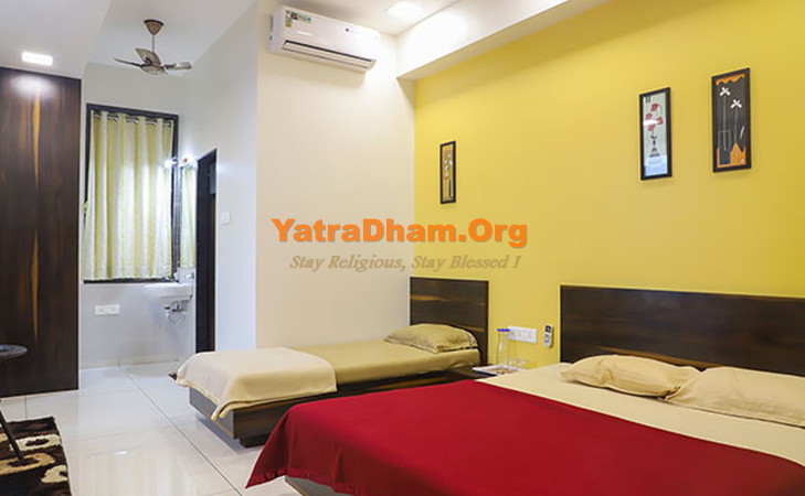 Bruhad Mumbai Gujarati Samaj 3 Bed AC Room