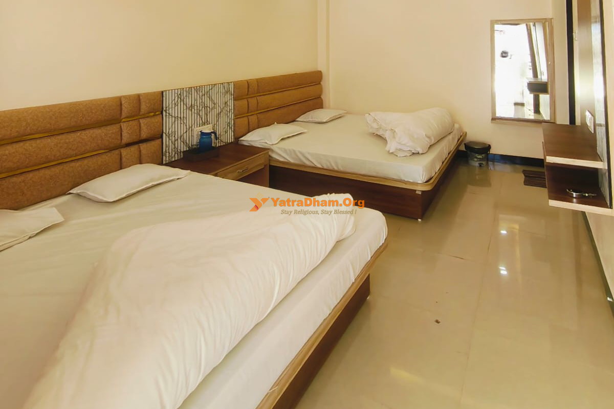 Trilokeshwar Mahadev Guest House Ujjain 4 Bed Room View