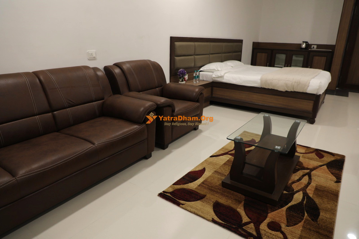 Porbandar Sandipani Vidhyaniketan Ashram 2 Bed Room View