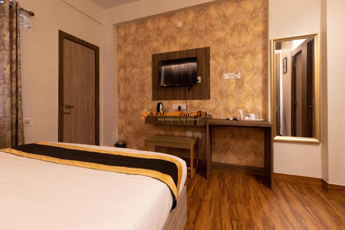 Hotel Lake Palm - Kolkata 2 Bed Room View
