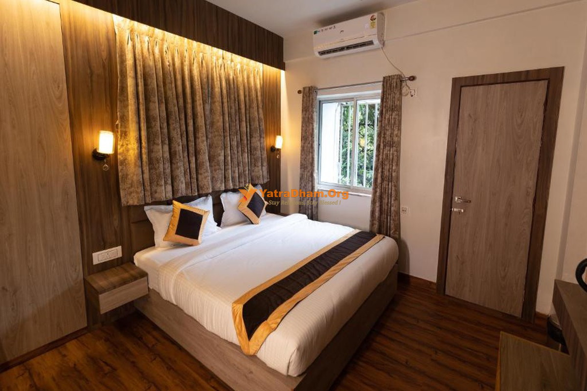 Hotel Lake Palm - Kolkata 2 Bed Room View
