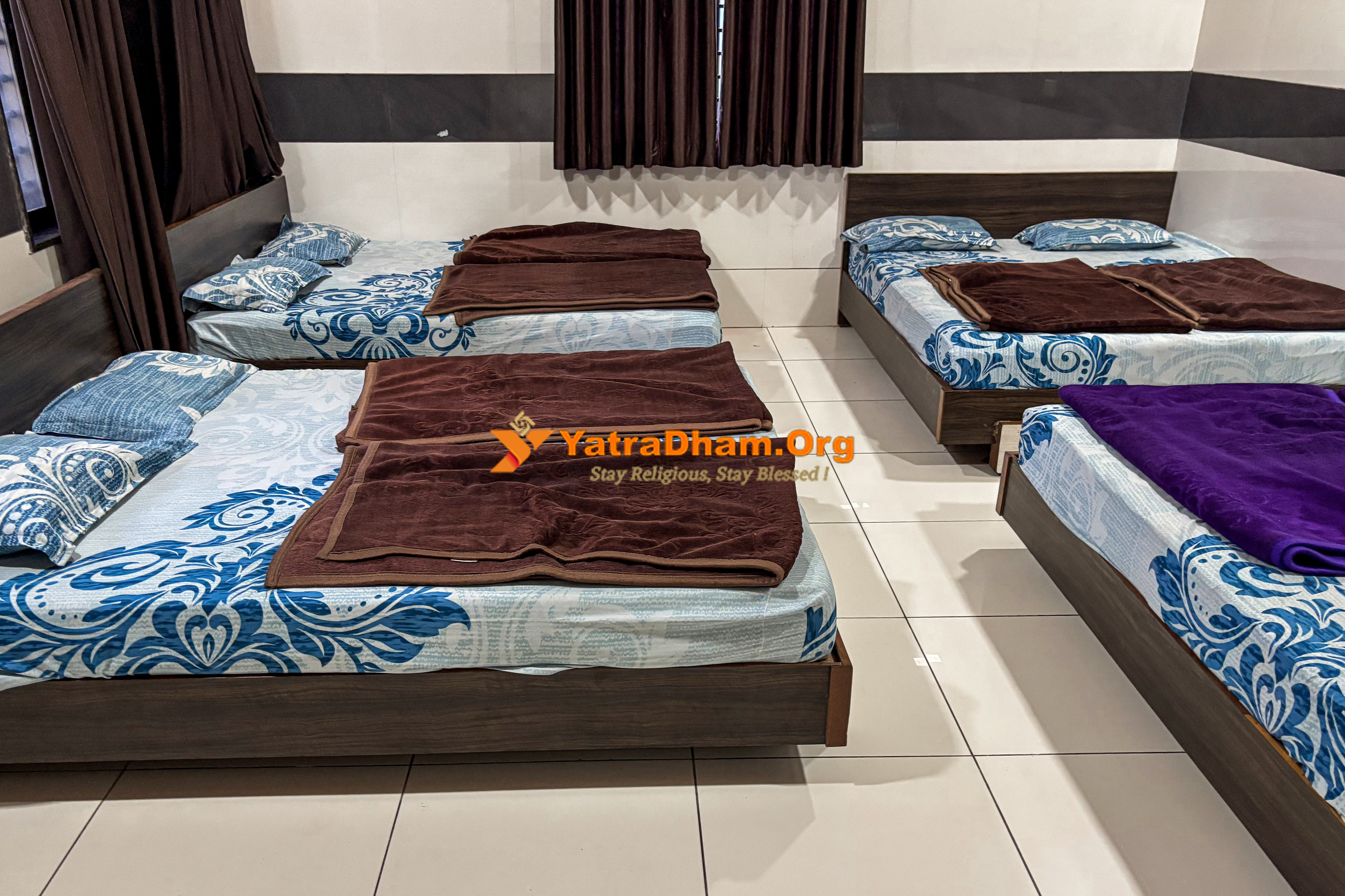 Shri Swaminarayan Bhaktidham Dwarka 8 Bed Room