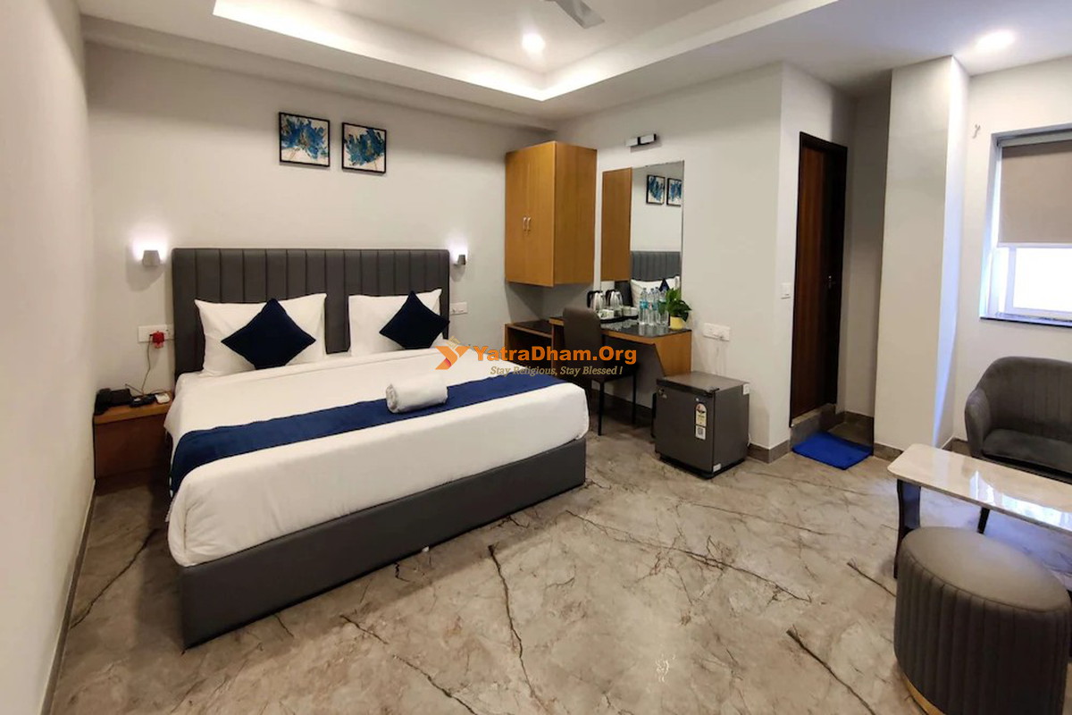 Yellow Sapphire Hotel (Near US Consulate) Hyderabad 2 Bed Room View