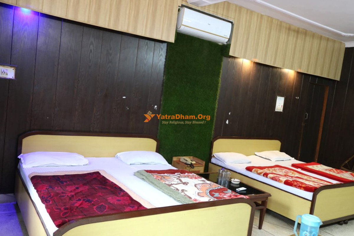 Hotel Suri Rudraprayag 4 Bed Room View