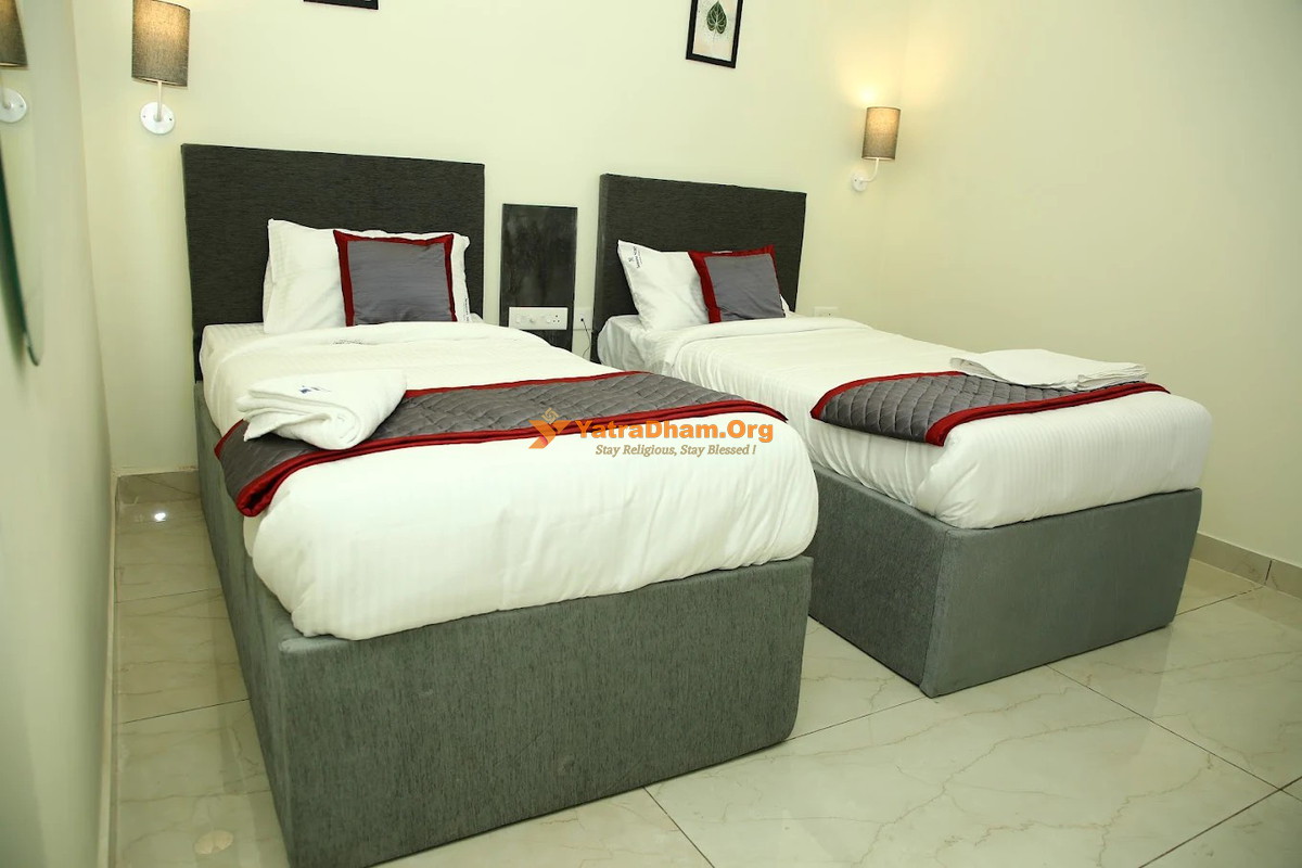 Seasons Stay Vijayawada Room