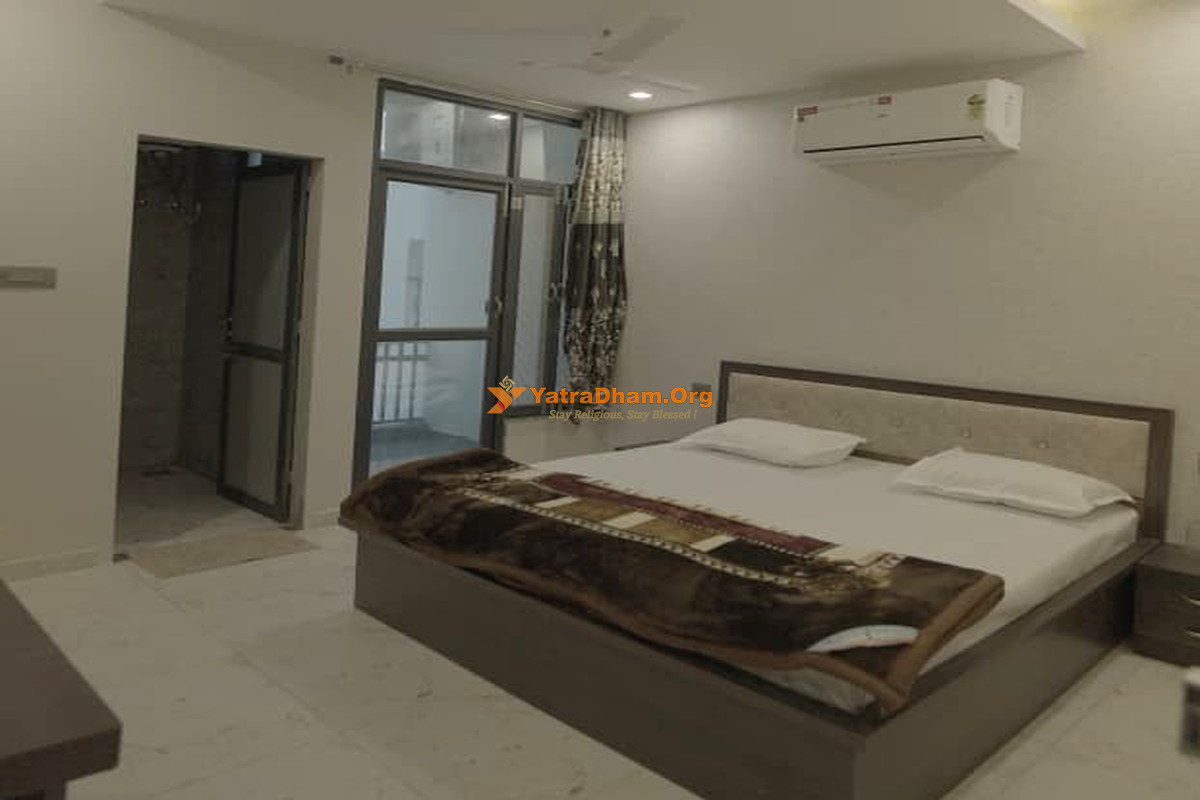 Jiwaji Palace Khatu Room