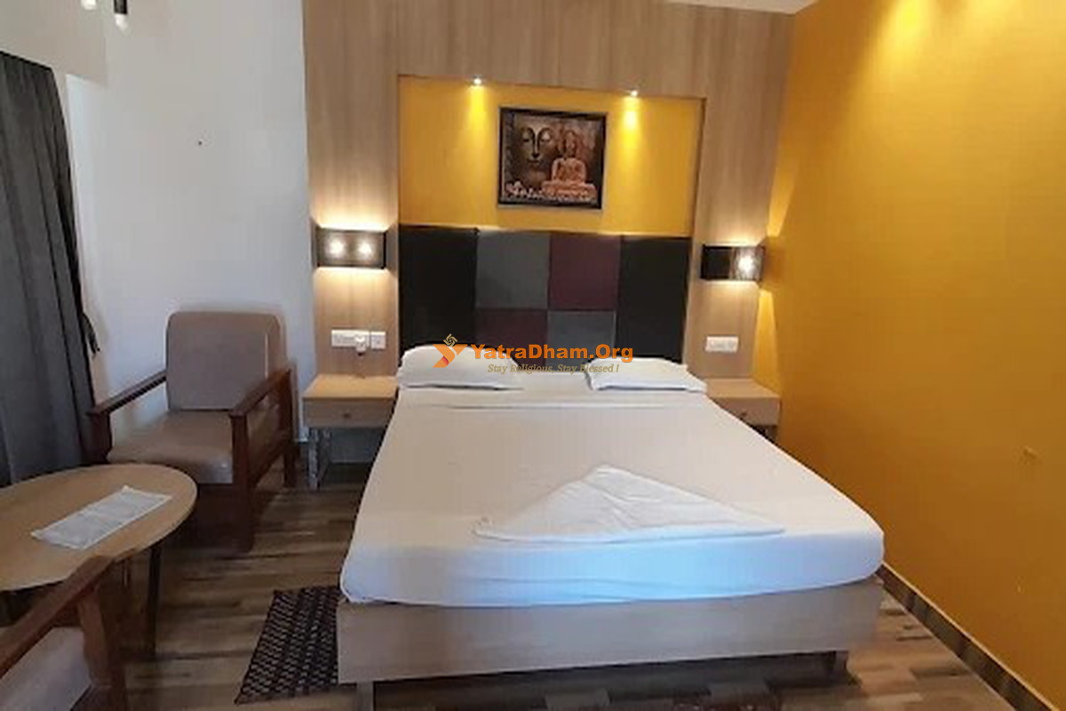 Haritha Beach Resort (APTDC) Suryalanka Room