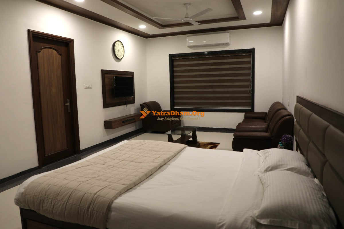 Porbandar Sandipani Vidhyaniketan Ashram 2 Bed Room View