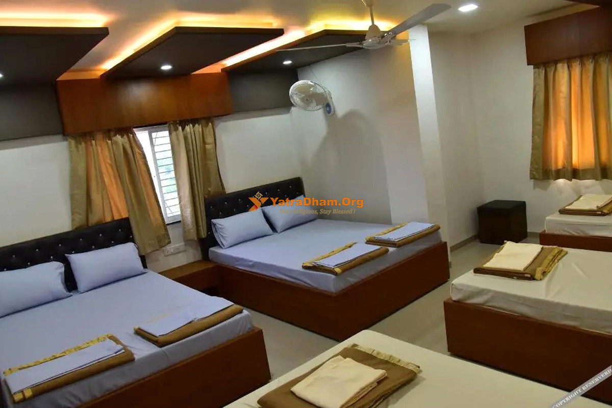 Hotel Bhakt Niwas Shegaon Dormitory Non AC Hall View