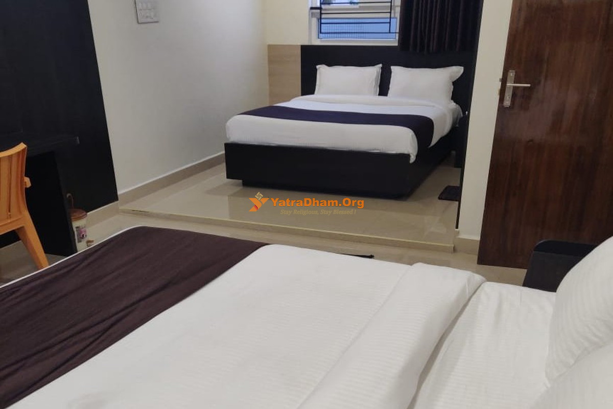 MBJ Inn Temple View - Kanchipuram 3 Bed Room View