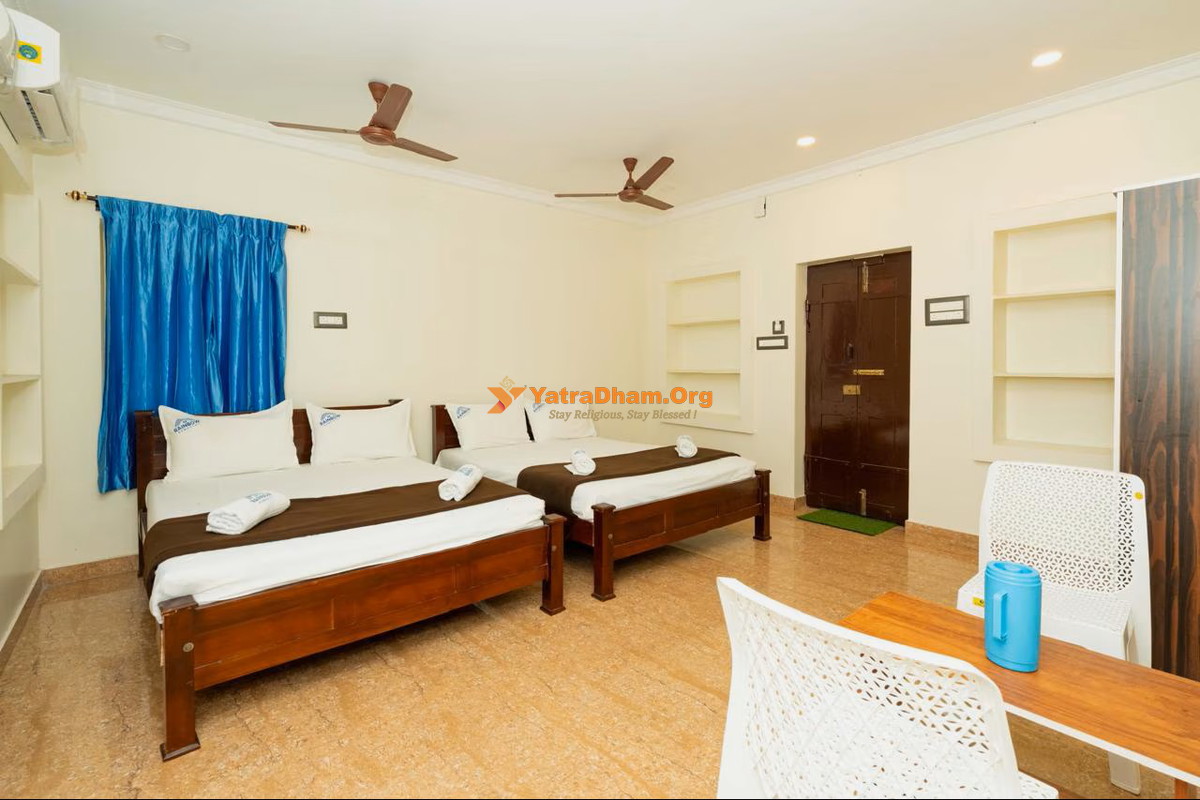Hotel Rainbow Home Stay Rameshwaram Room
